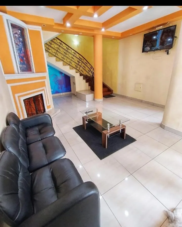 Yalconia 4 Beds Διαμέρισμα Κίτο Ισημερινός